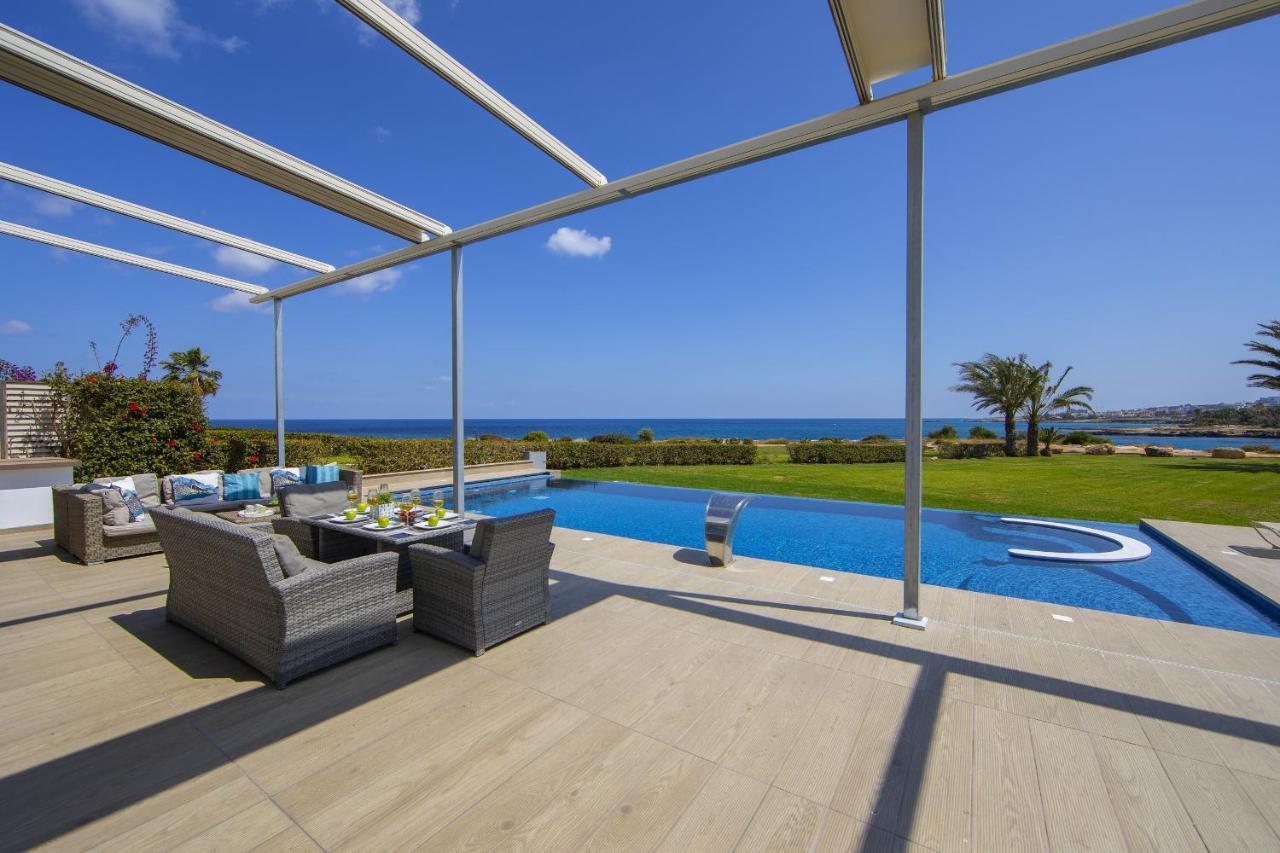Protaras Seafront Villa Infinte Aretousa 外观 照片
