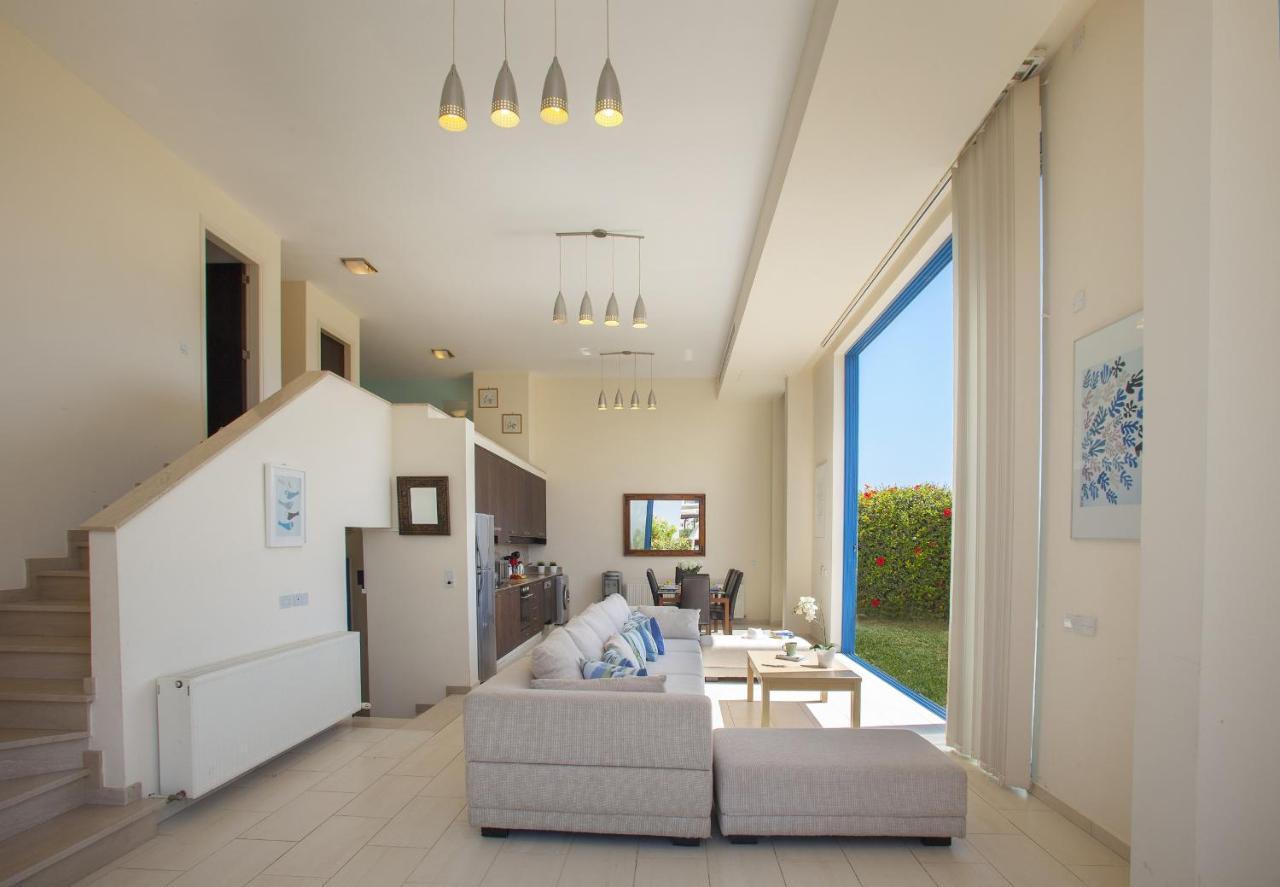 Protaras Seafront Villa Infinte Aretousa 外观 照片