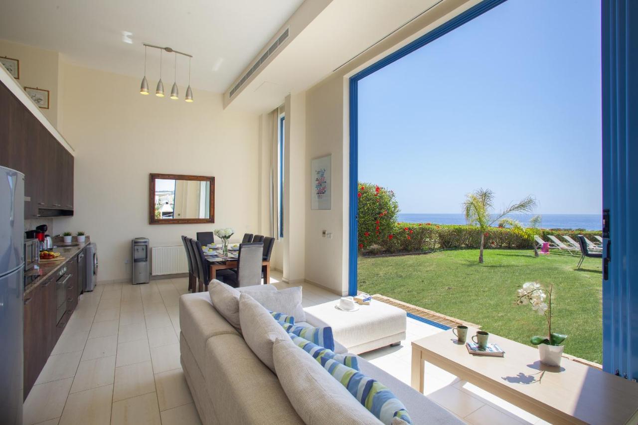 Protaras Seafront Villa Infinte Aretousa 外观 照片