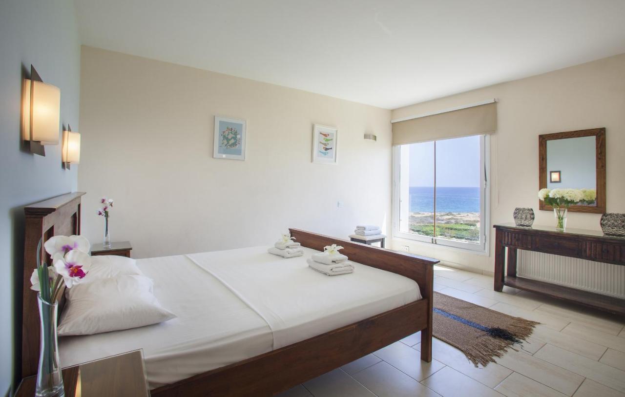 Protaras Seafront Villa Infinte Aretousa 外观 照片